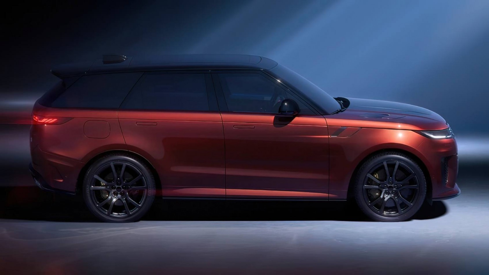 Range Rover Sport SV Carbon design