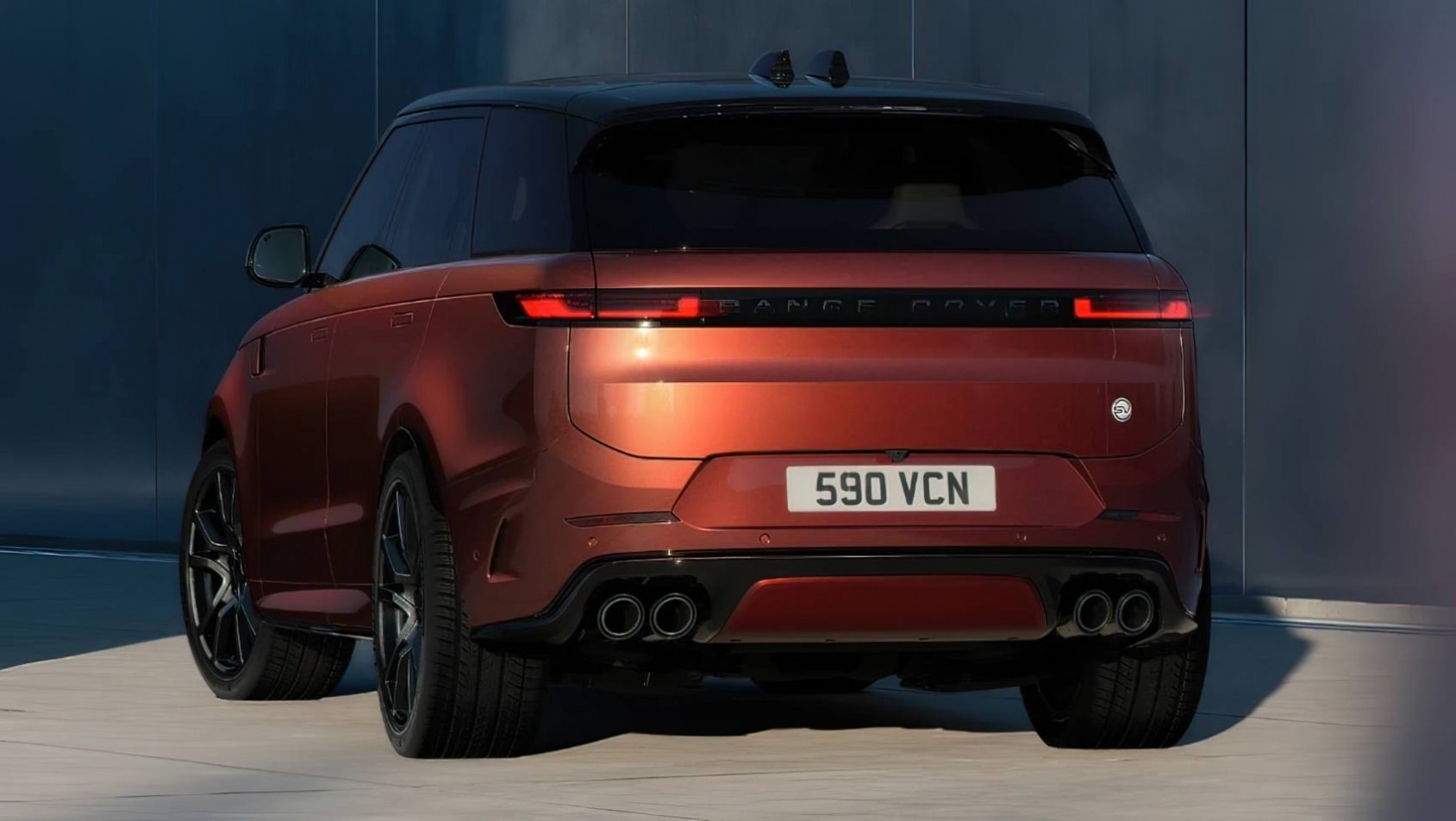 Range Rover Sport SV Carbon lakier