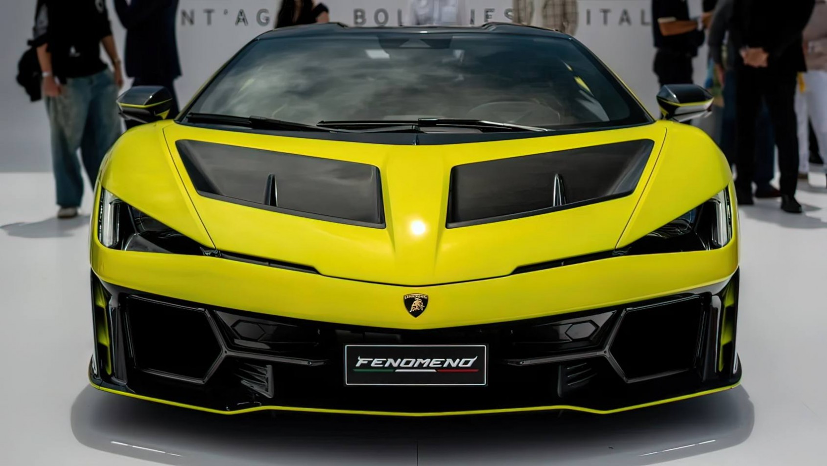 Lamborghini Fenomeno monterey przód