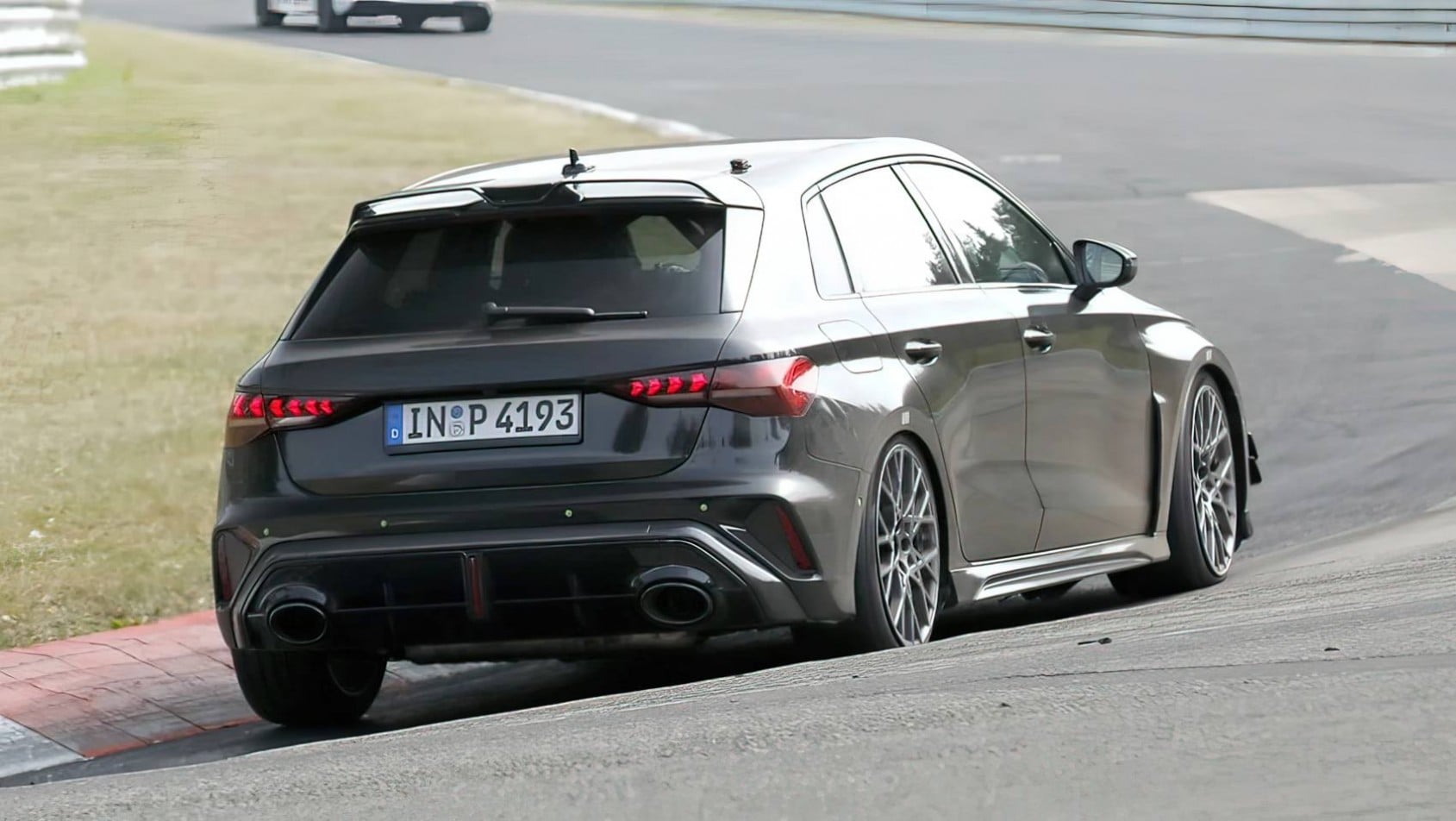 Audi RS3 GT spyshot przed premierą