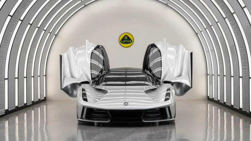 Lotus Cars zwalnia pracowników