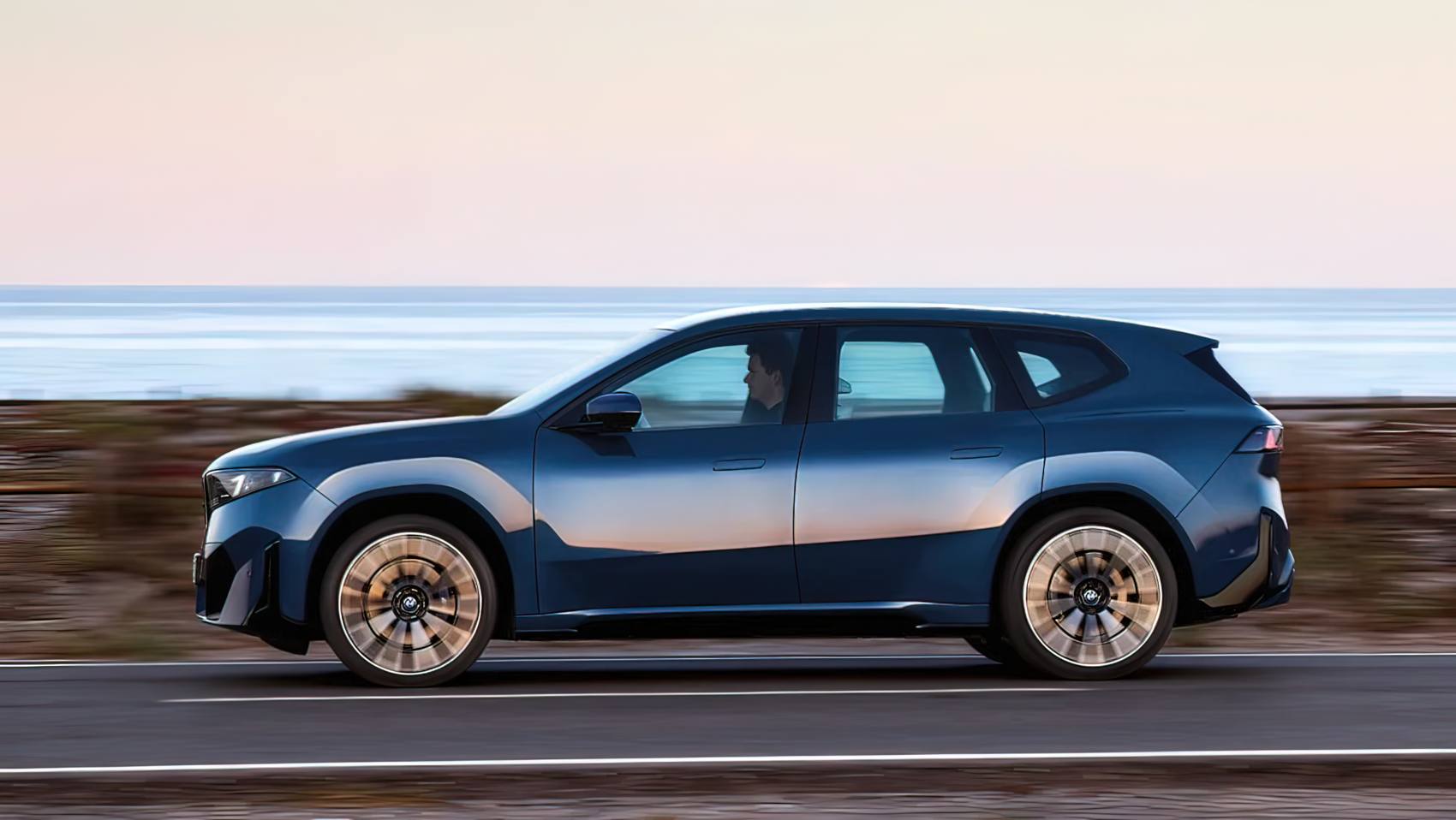 BMW iX3 2026 profil