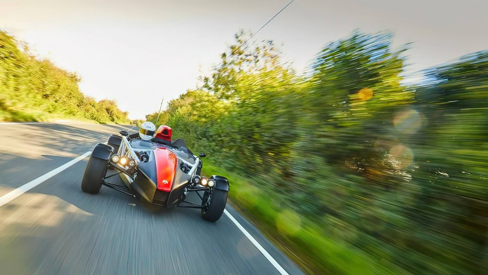 Ariel Atom 4 przód