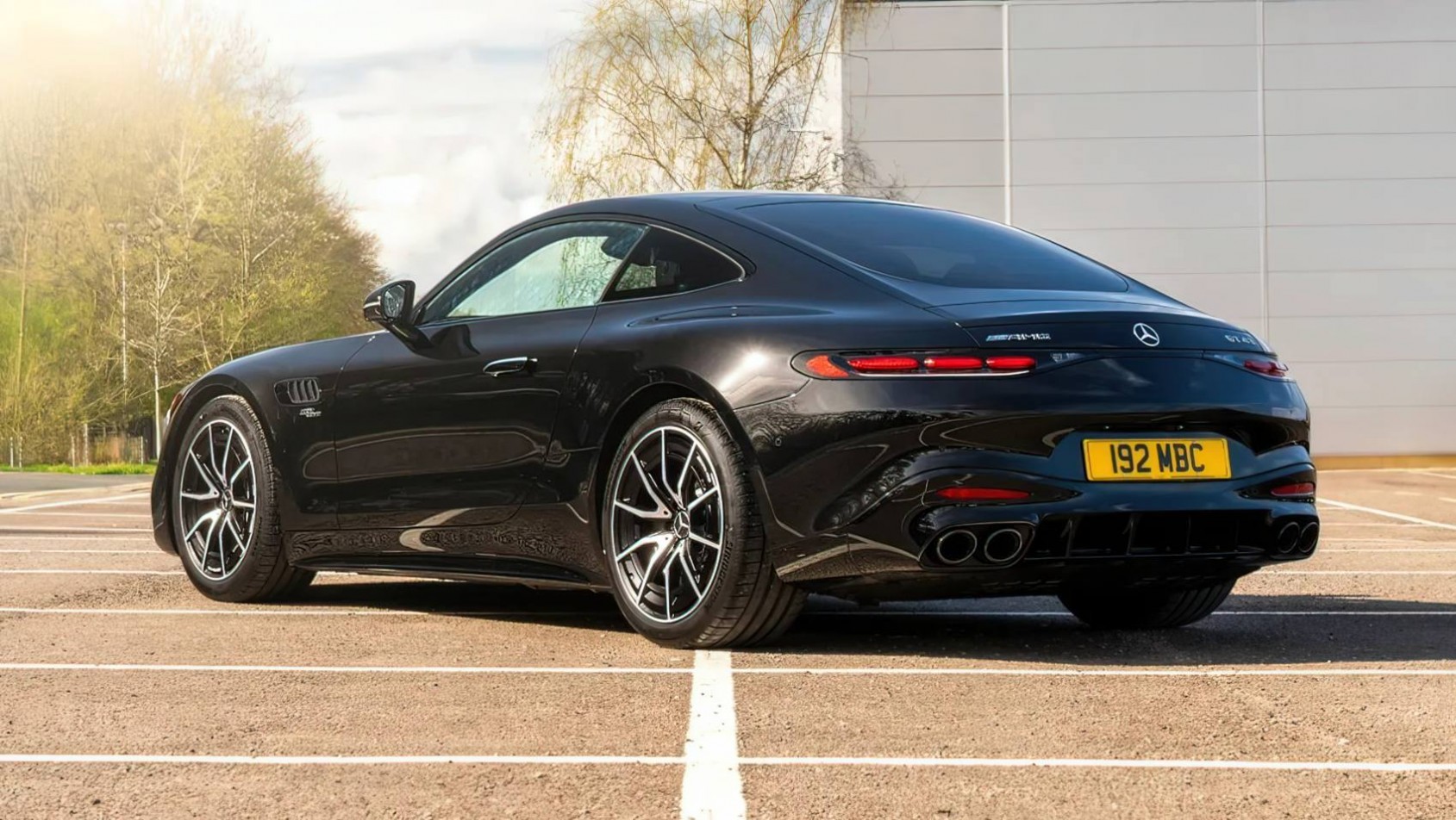 2025 Mercedes-AMG GT 43 nadwozie