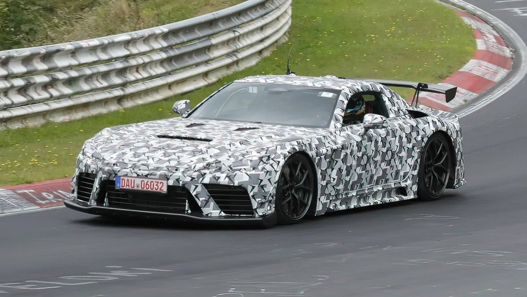 Toyota-Lexus GT spyshot