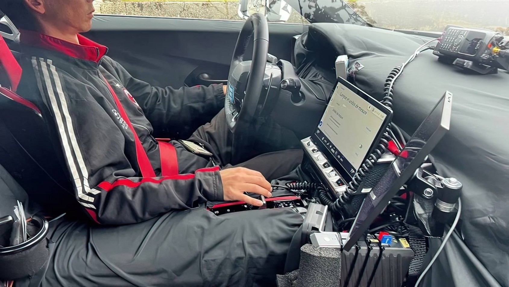 Toyota Lexus LFR spyshot wnętrze