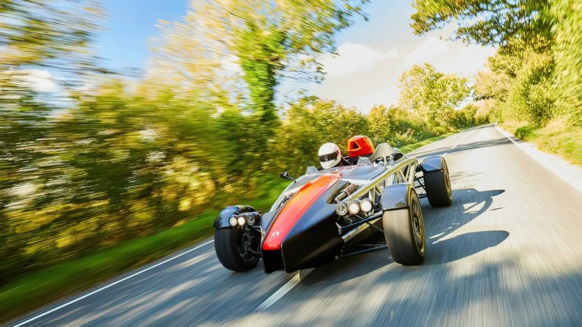 Ariel Atom 4 test