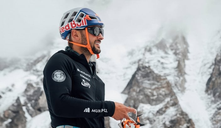 Andrzej Bargiel zdobył Mount Everest i zjechał na nartach Andrzej Bargiel zdobył Mount Everest i zjechał na nartach