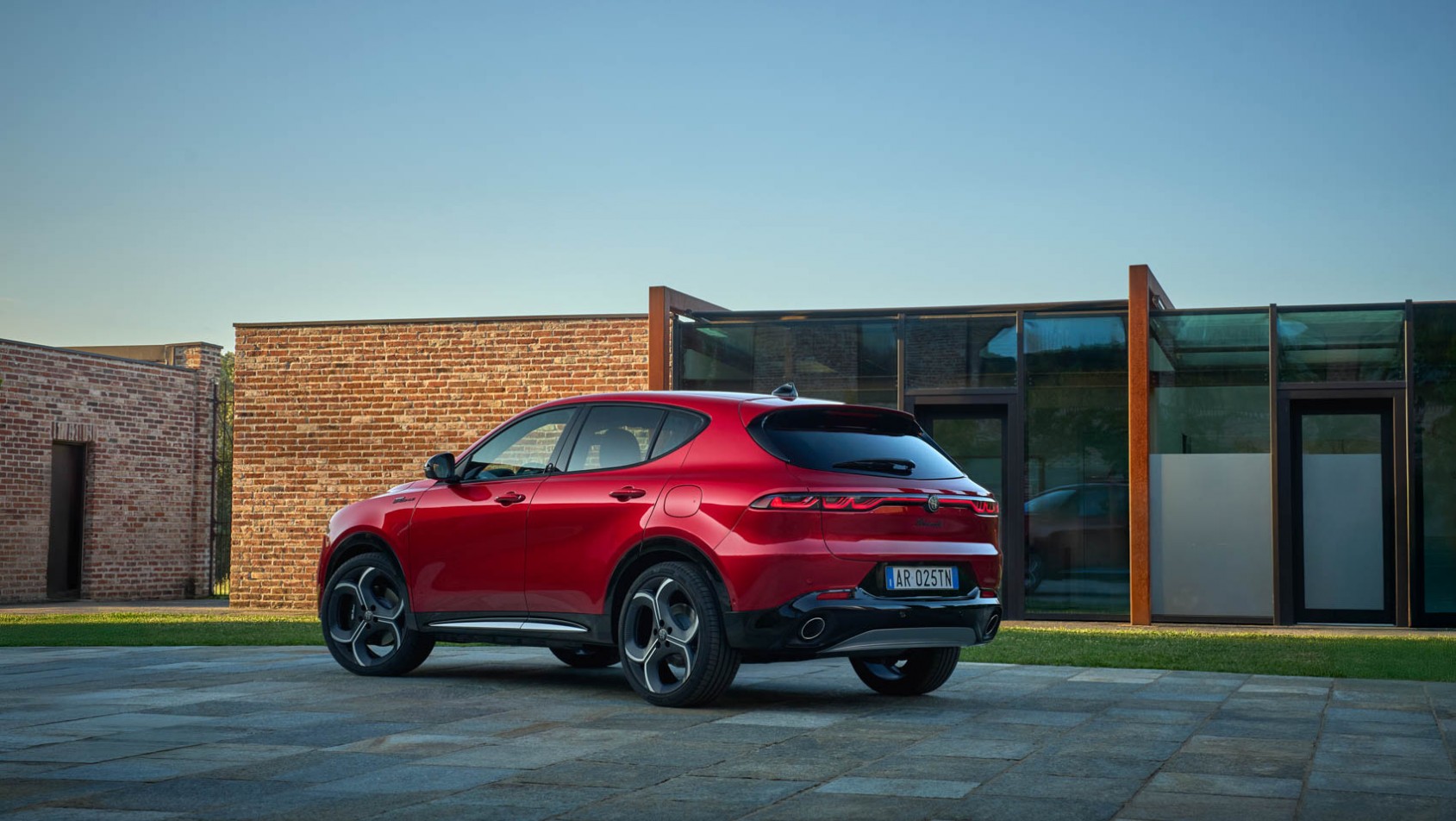 2026 Alfa Romeo Tonale design