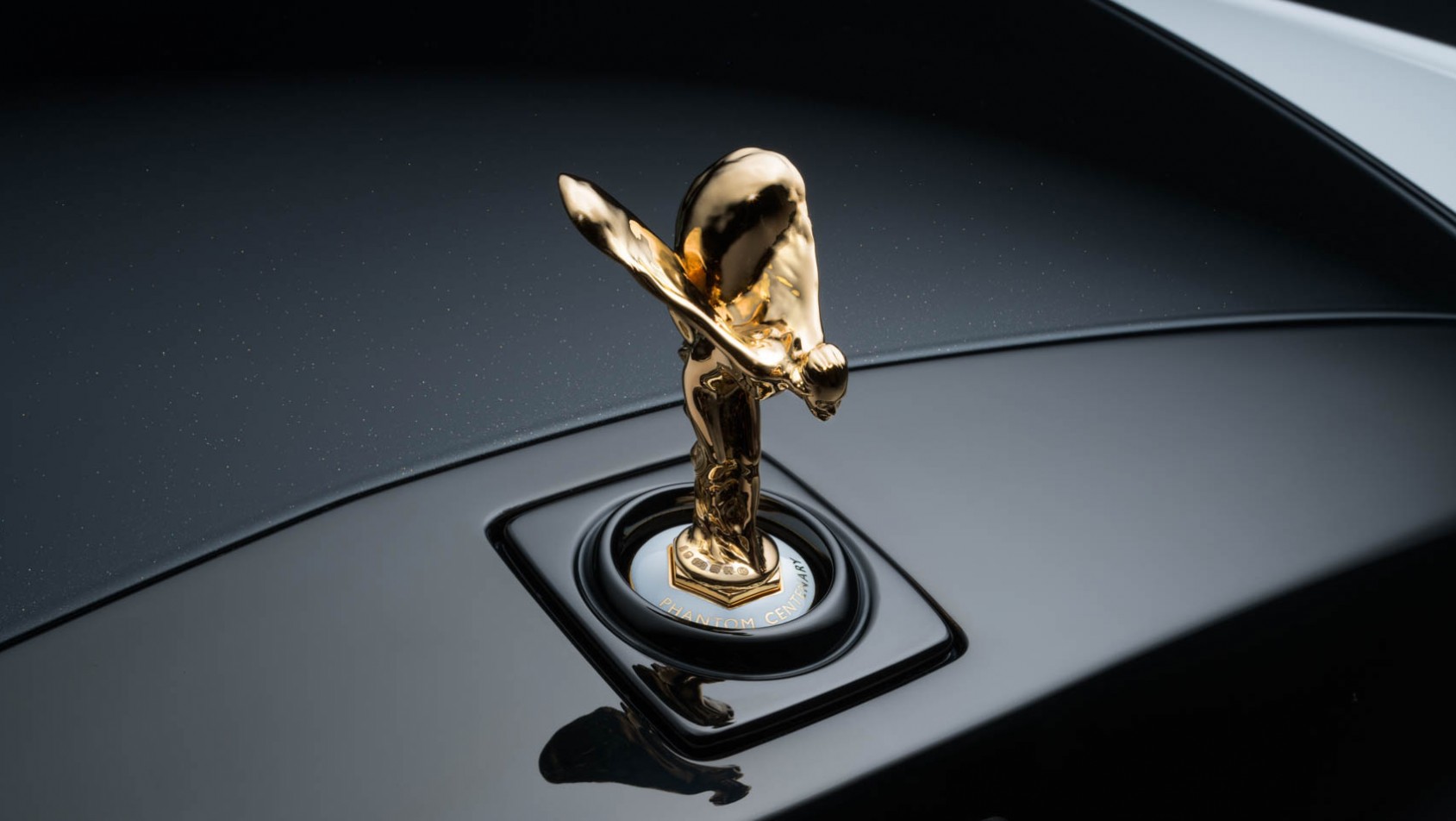 Rolls-Royce Phantom Centenary Private Collection spirit of ecstasy