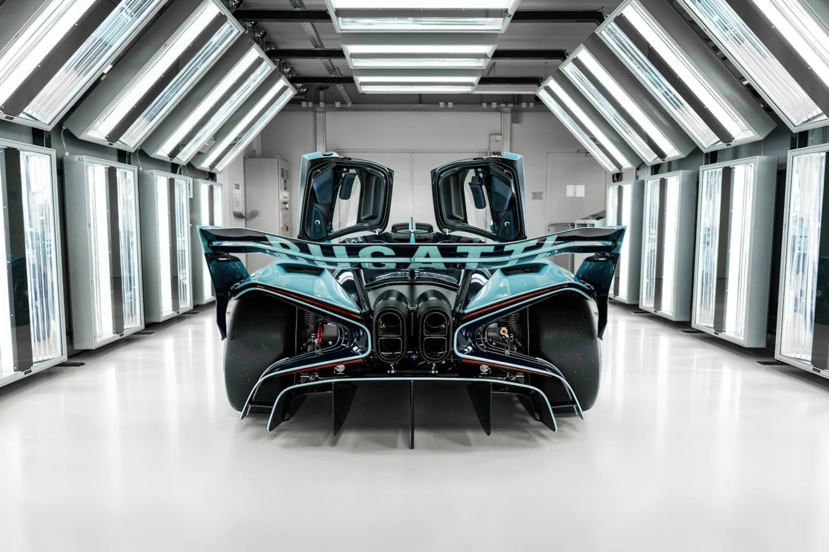 Bugatti Bolide design tył