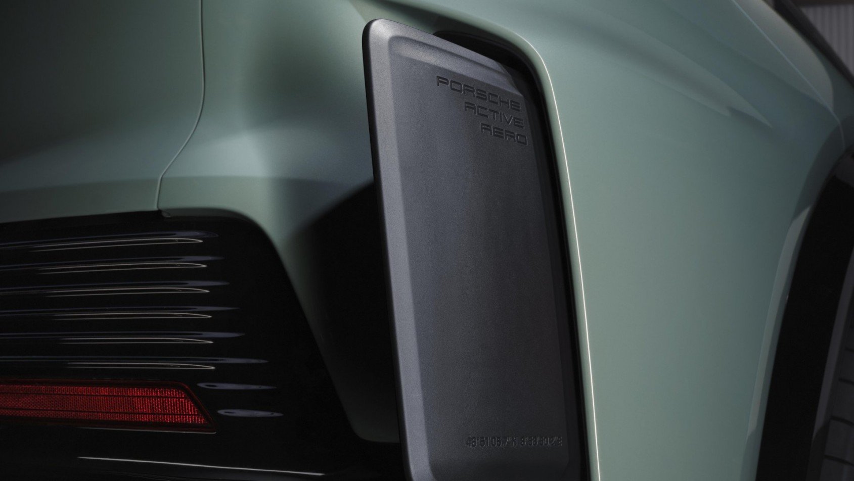 Porsche Cayenne Electric aeroblades