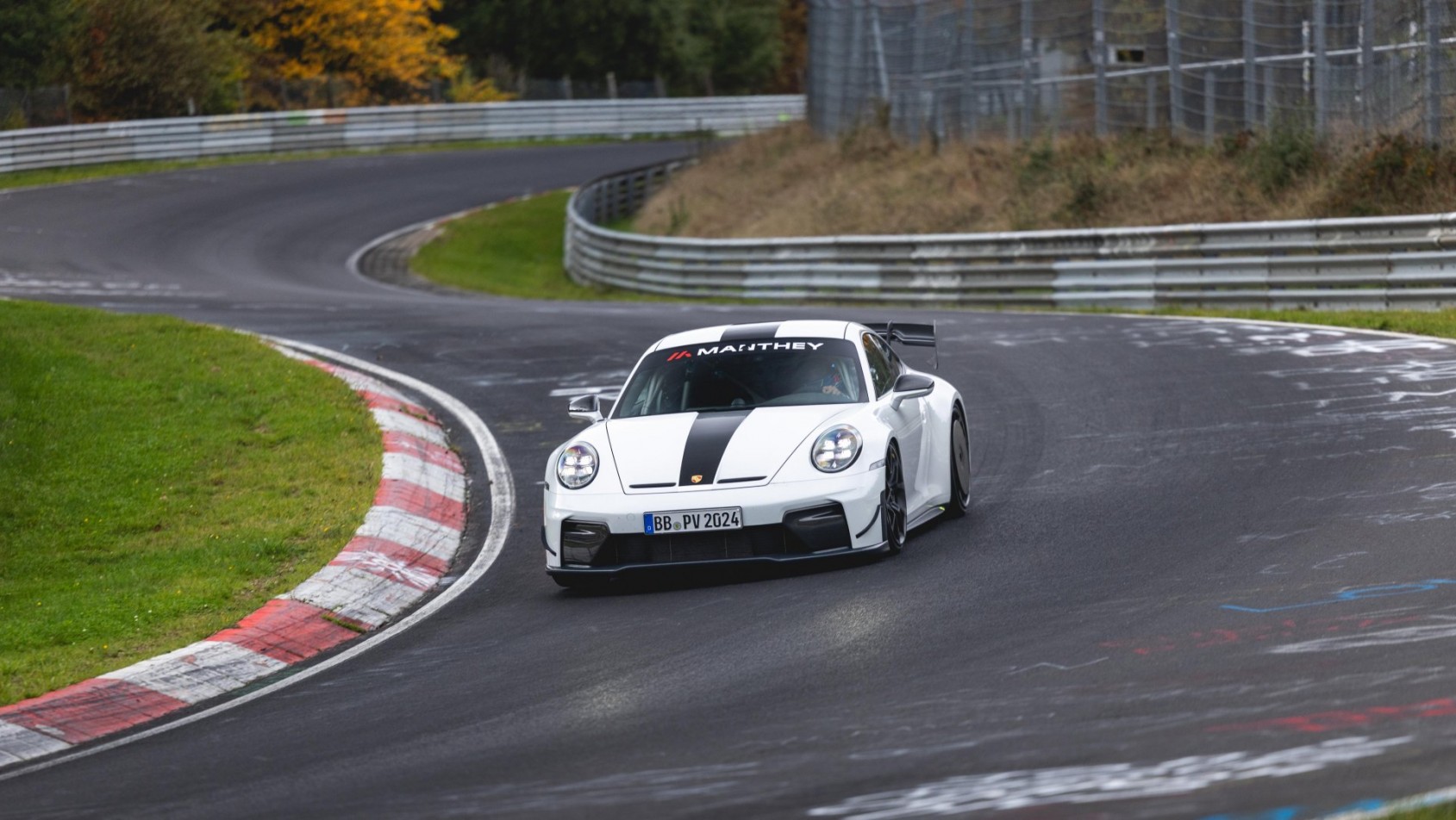 Porsche 911 992.2 GT3 Manthey czas nurburgring