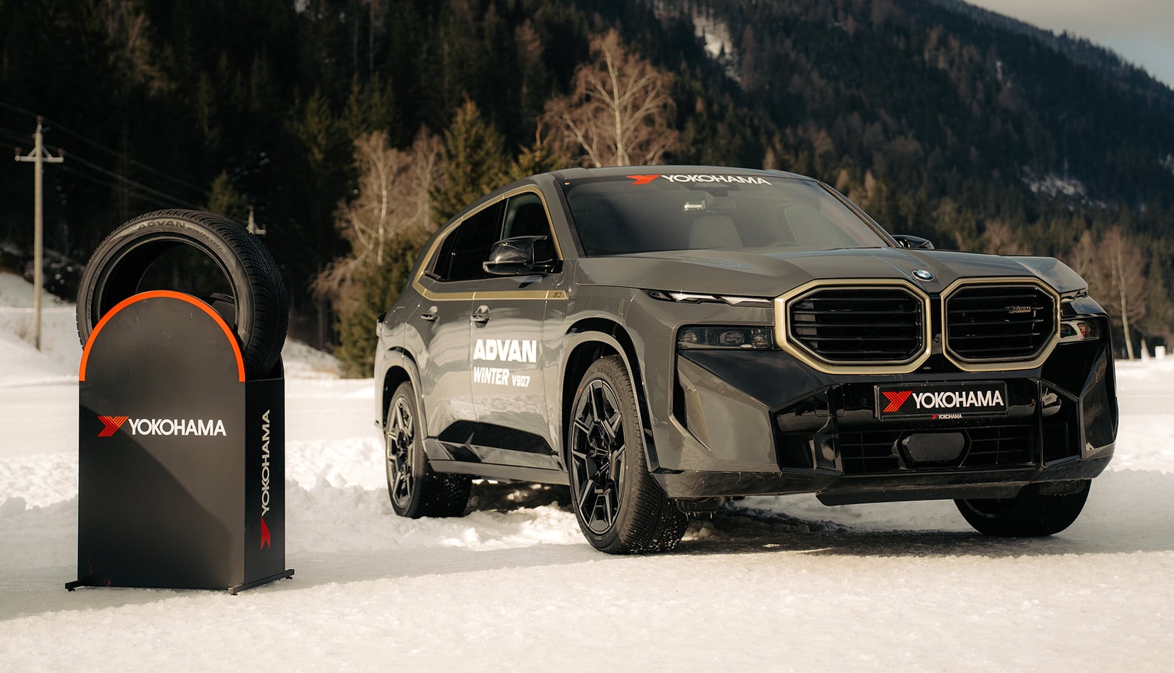 Tor testowy Yokohama w Austrii podczas zimowych prób drogowych