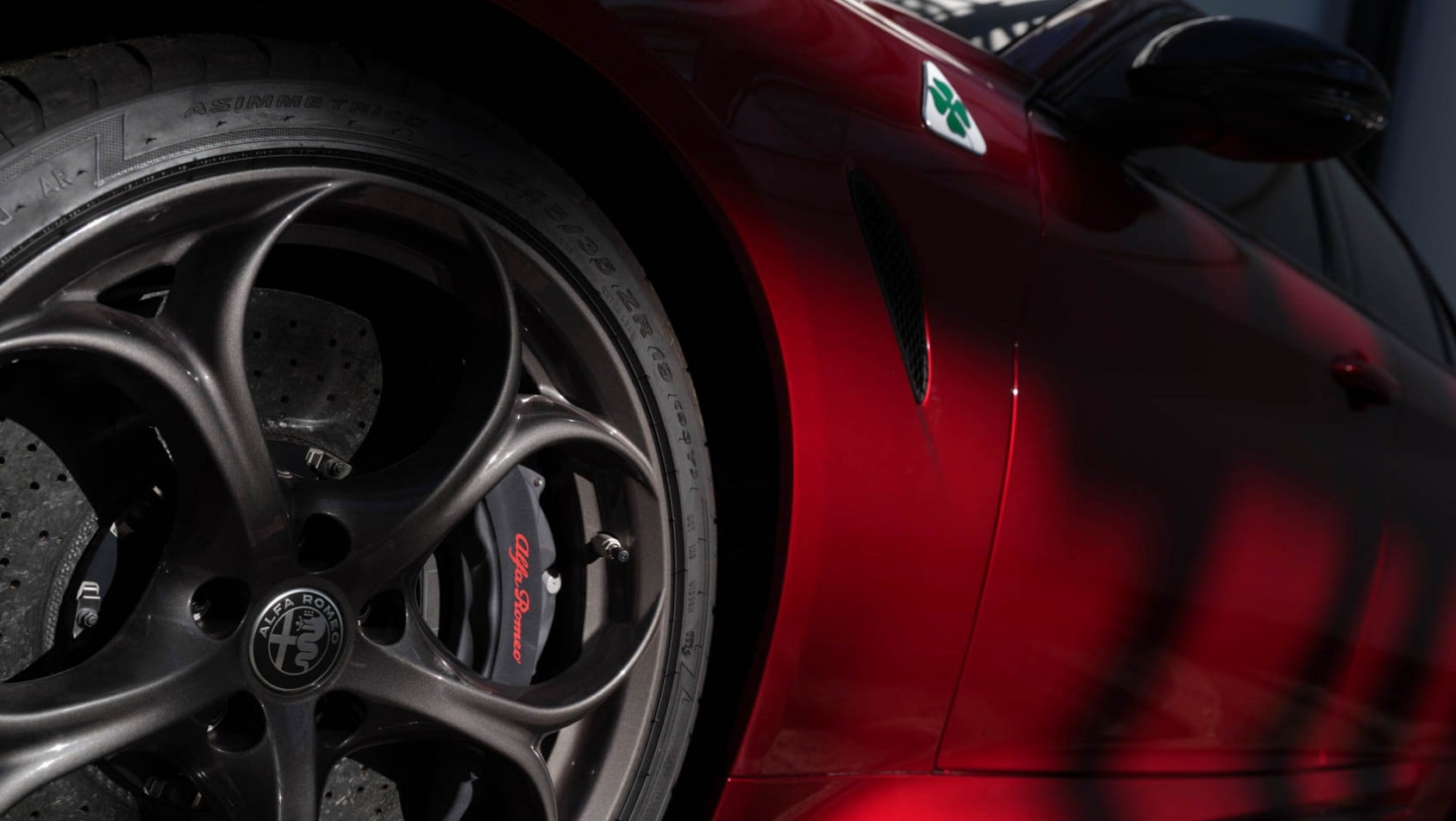 Alfa Romeo Giulia Quadrifoglio Collezione hamulce