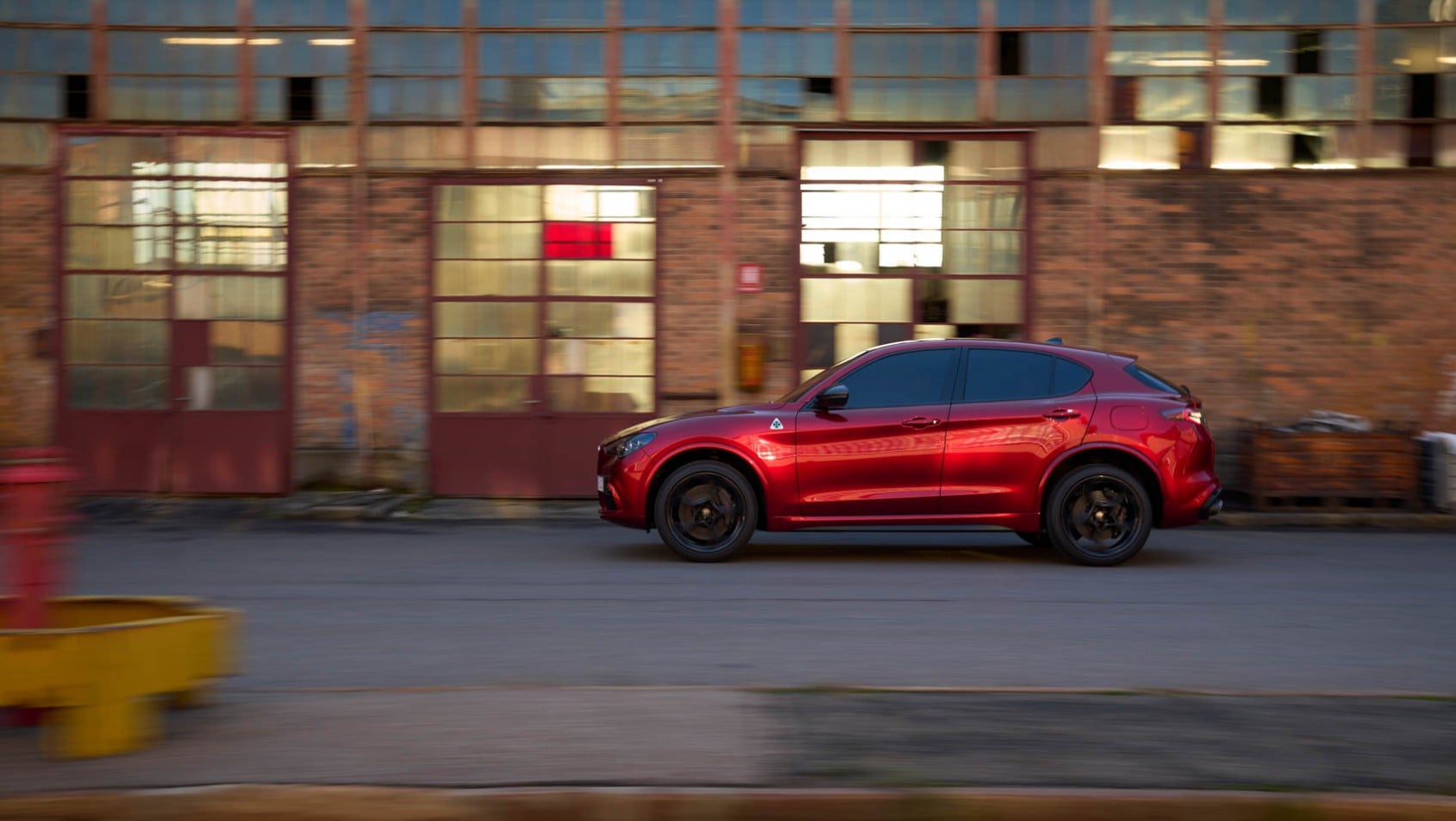 Alfa Romeo Stelvio Quadrifoglio Collezione styl