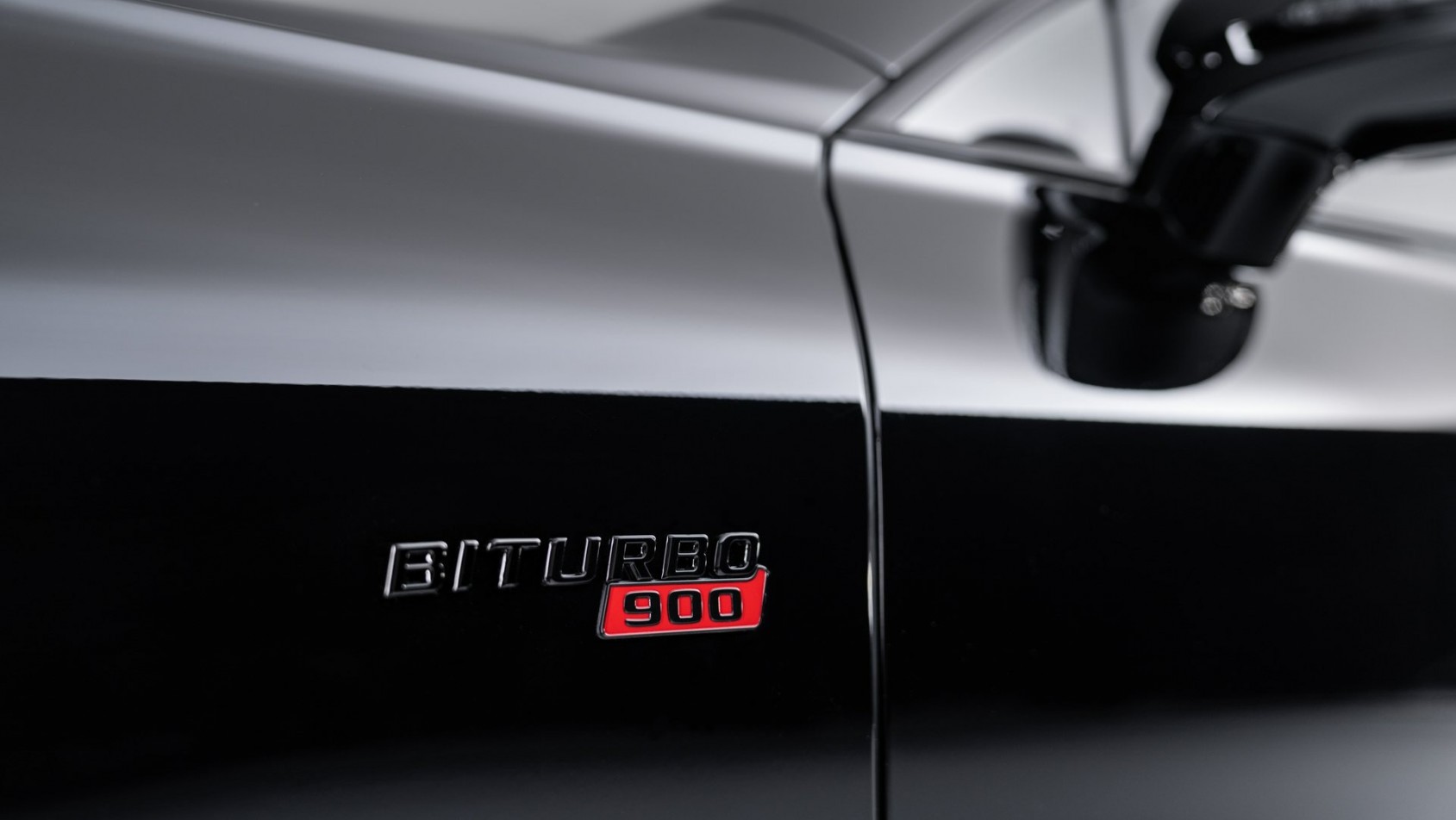 Brabus 900 superblack detal