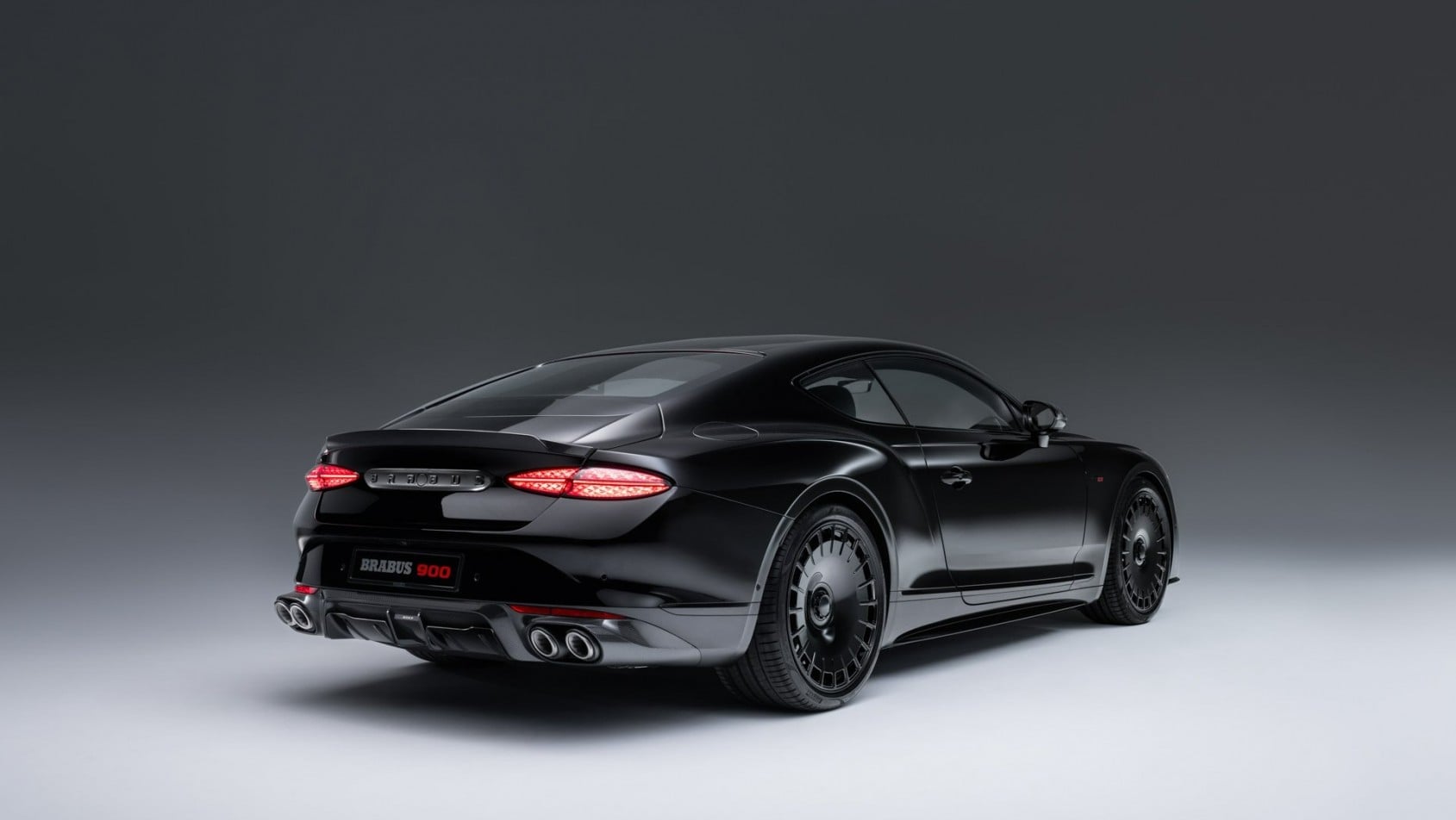 Brabus 900 superblack bentley