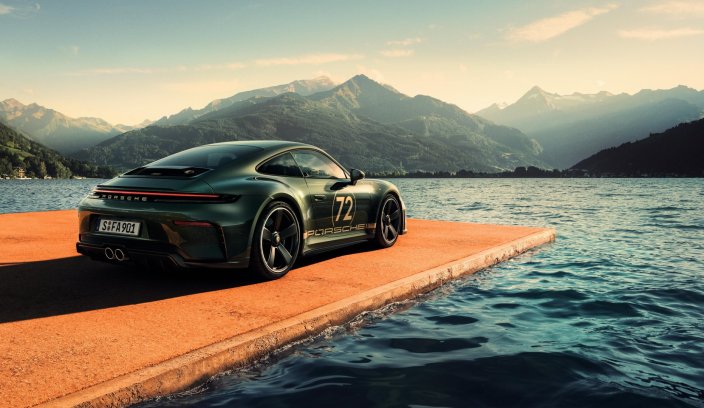 Porsche 911 GT3 Touring 90 F.A.