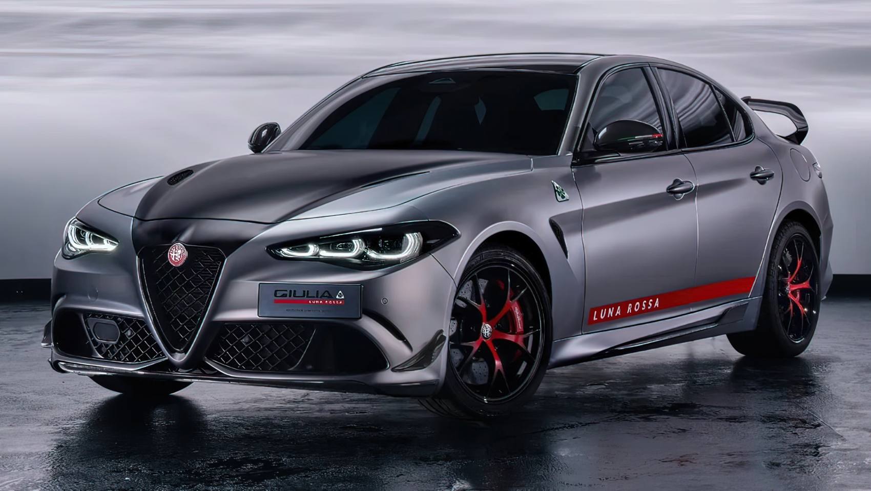 Alfa Romeo Giulia Quadrifoglio Luna Rossa przód