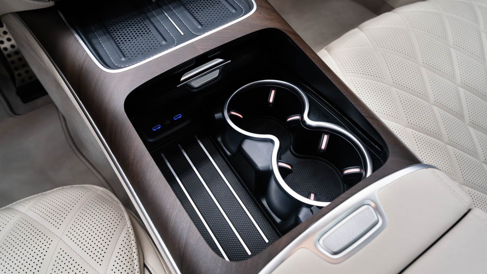 2026 Mercedes-Benz klasa S gadżety