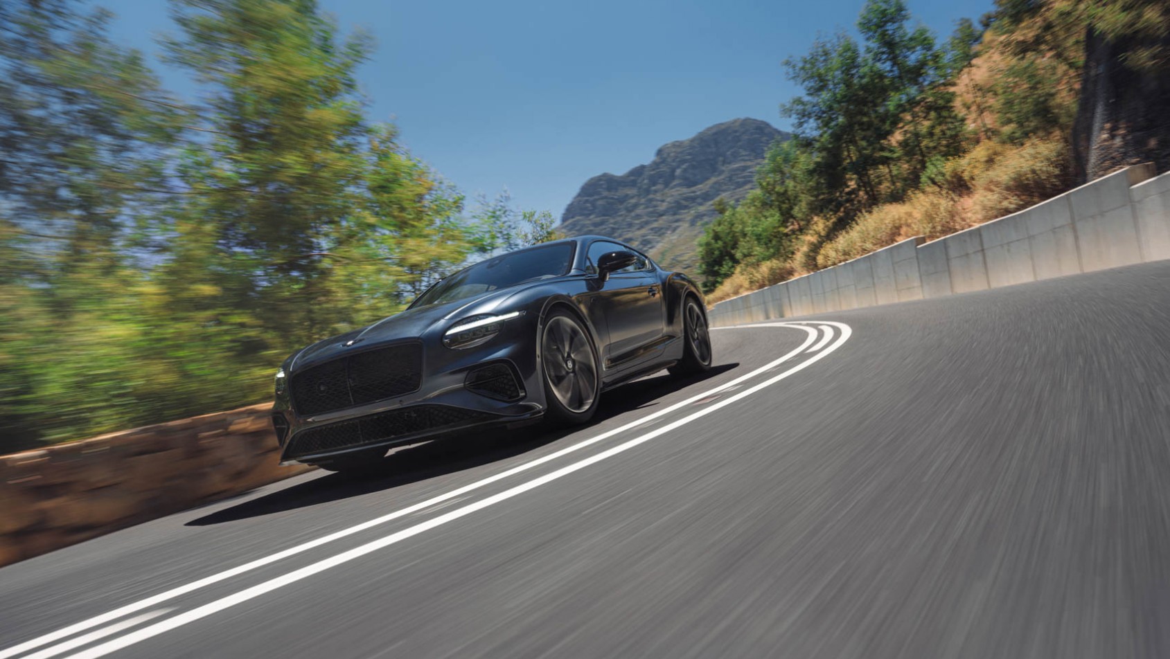 2026 Bentley Continental GT S dynamika