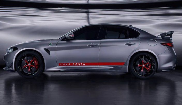 Alfa Romeo Giulia Quadrifoglio Luna Rossa news