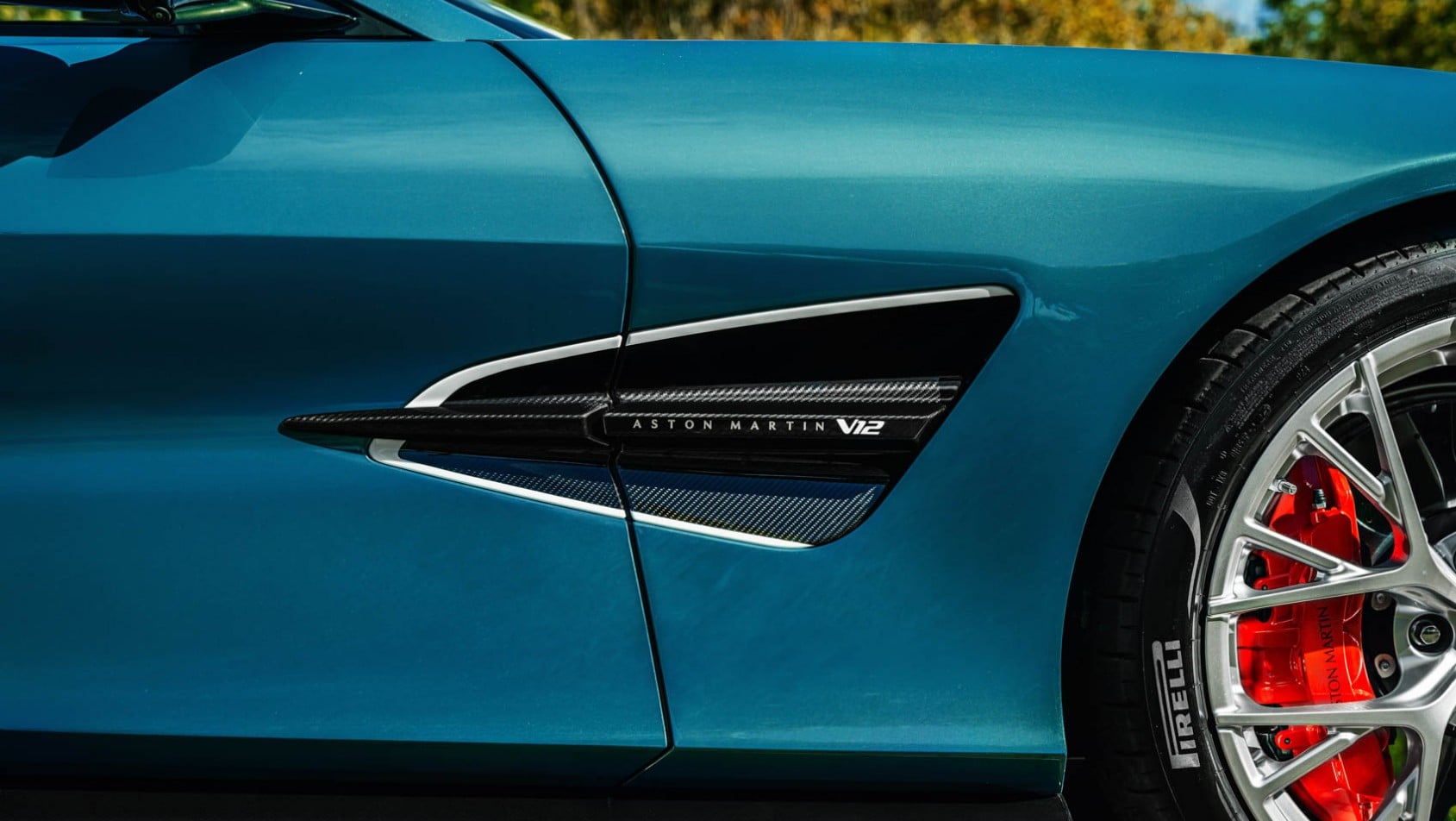 Aston Martin Vanquish Volante Wave Edition hamulce