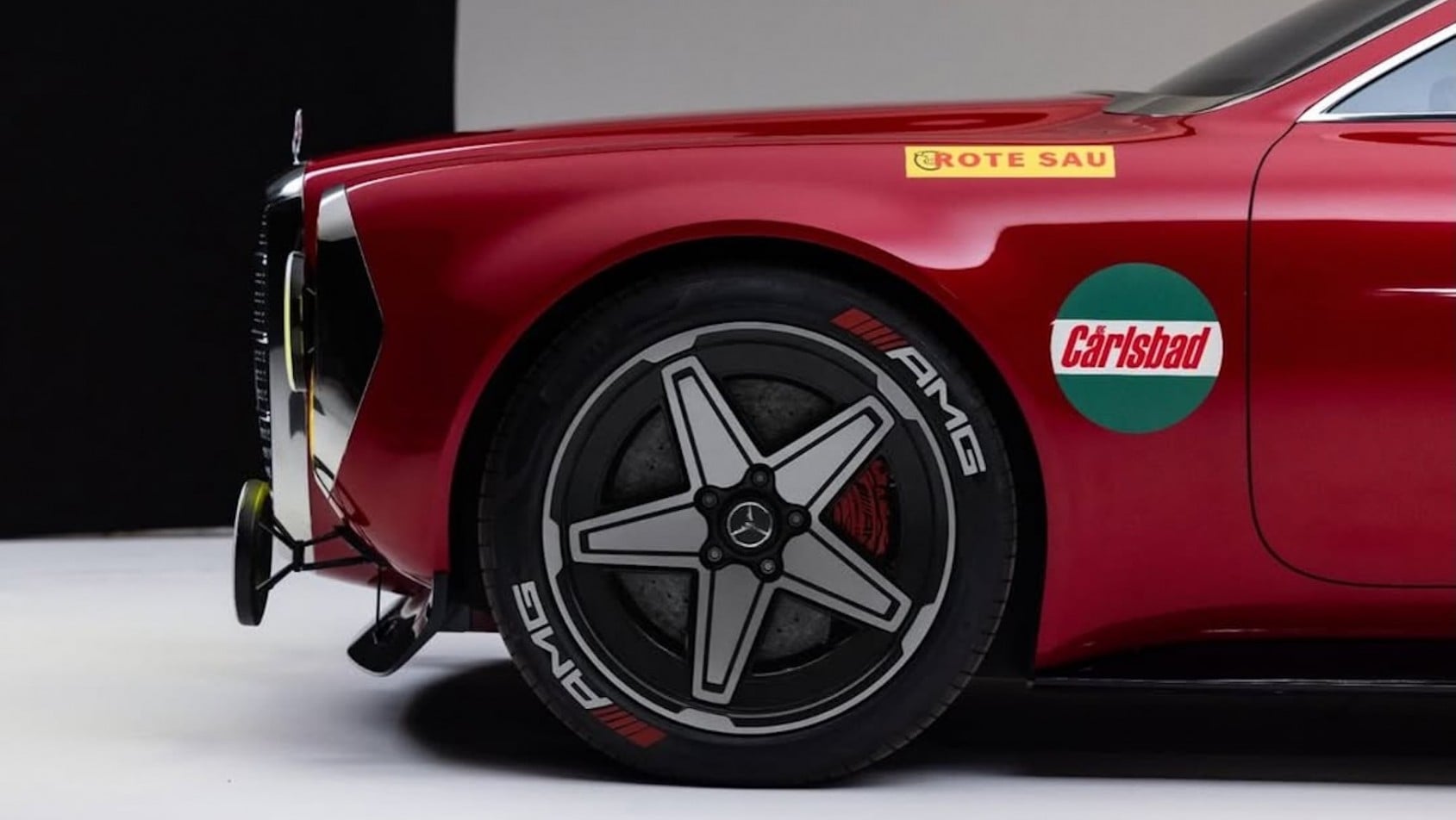 Mercedes-AMG 300 SEL Red Pig koncept koła