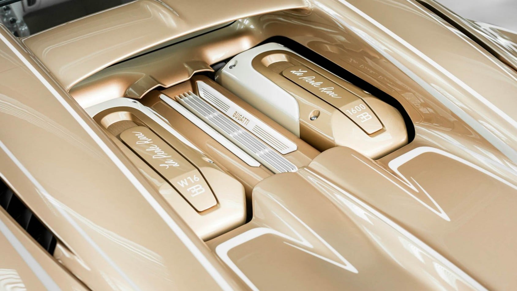 Bugatti W16 Mistral La Perle Rare silnik