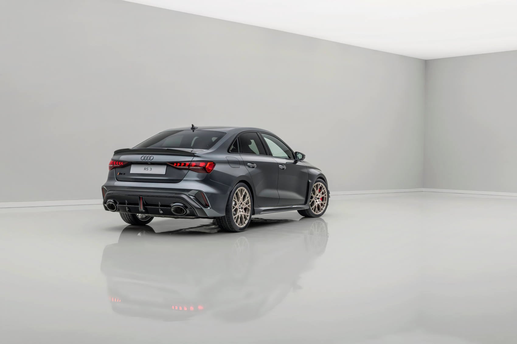 Audi RS 3 Competition Limited sedan