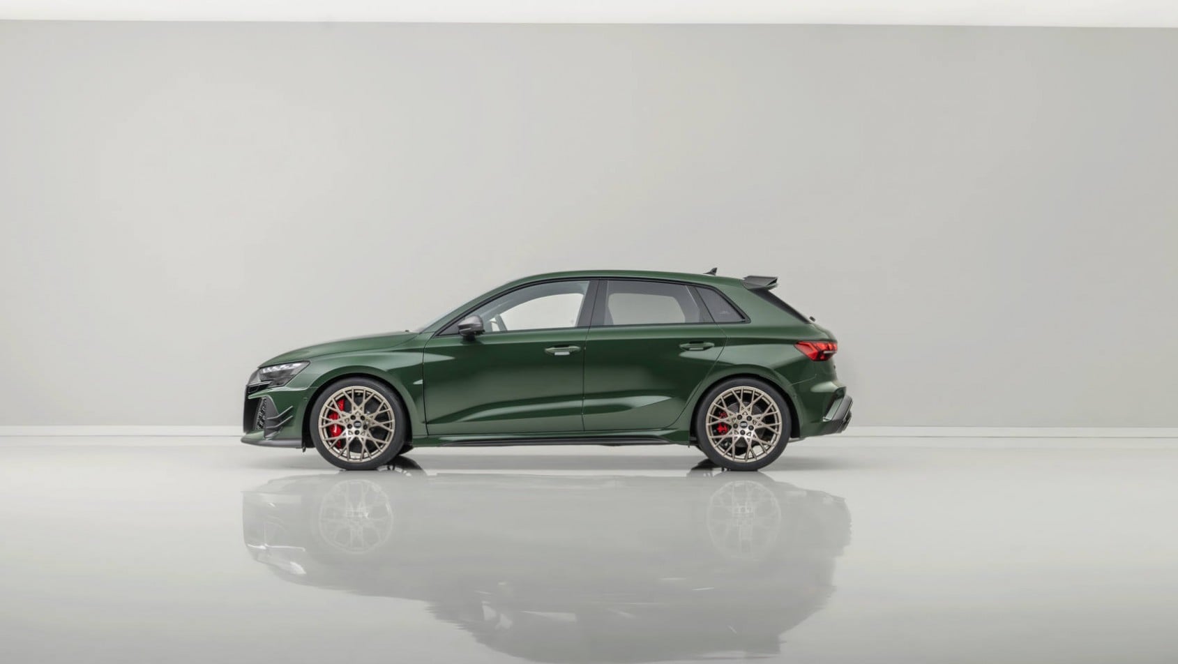 Audi RS 3 Competition Limited sylwetka