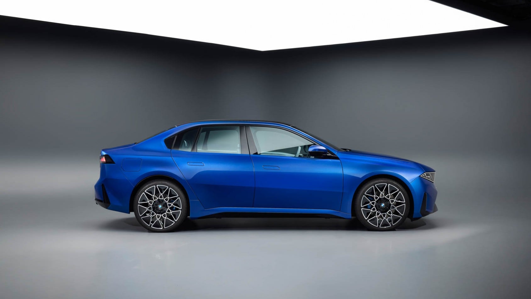 2026 BMW i3 sylwetka