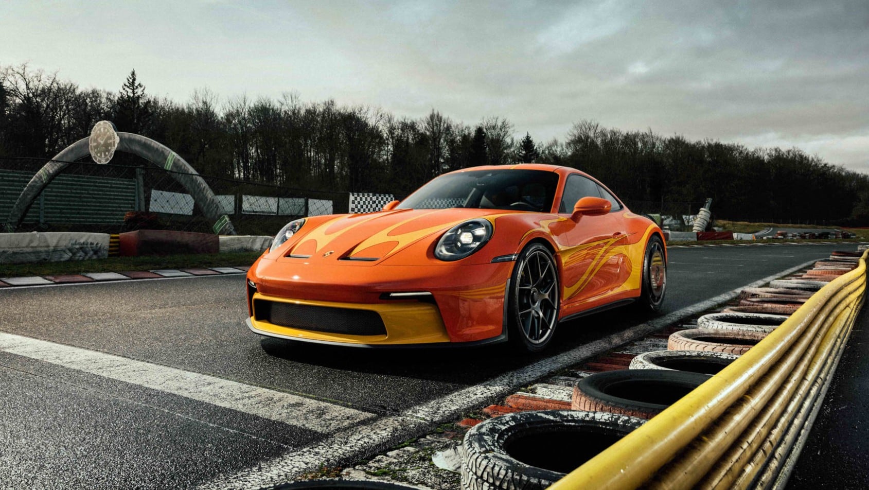 Porsche 911 S/T camel GT inspiracja