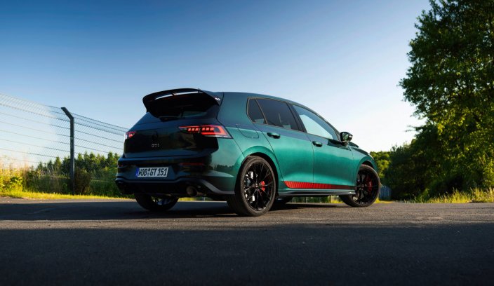 Volkswagen Golf GTI Edition 50 premiera