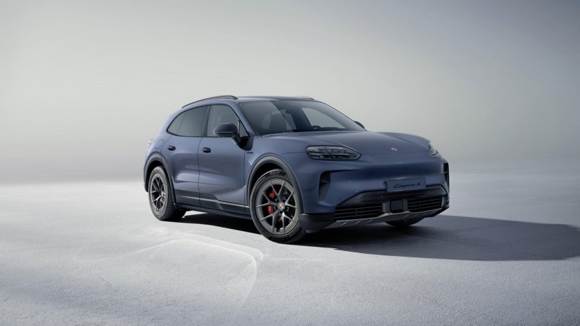 Porsche Cayenne S Electric news