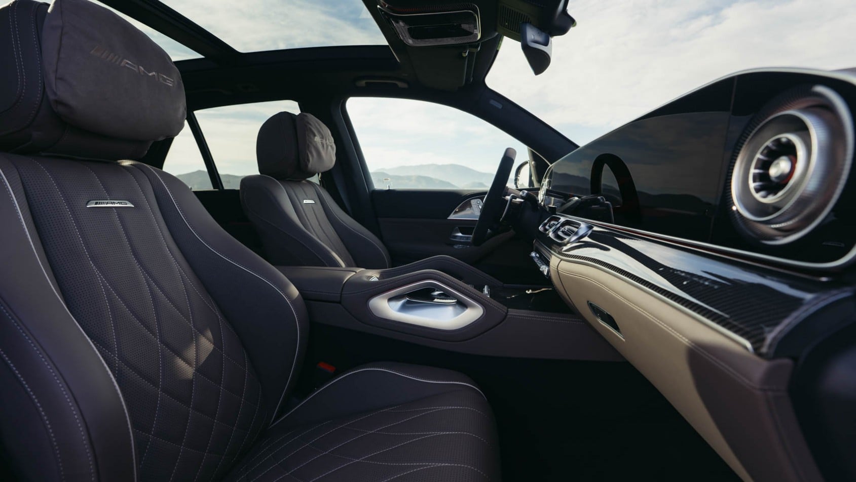 2026 Mercedes-AMG GLE 53 wnętrze