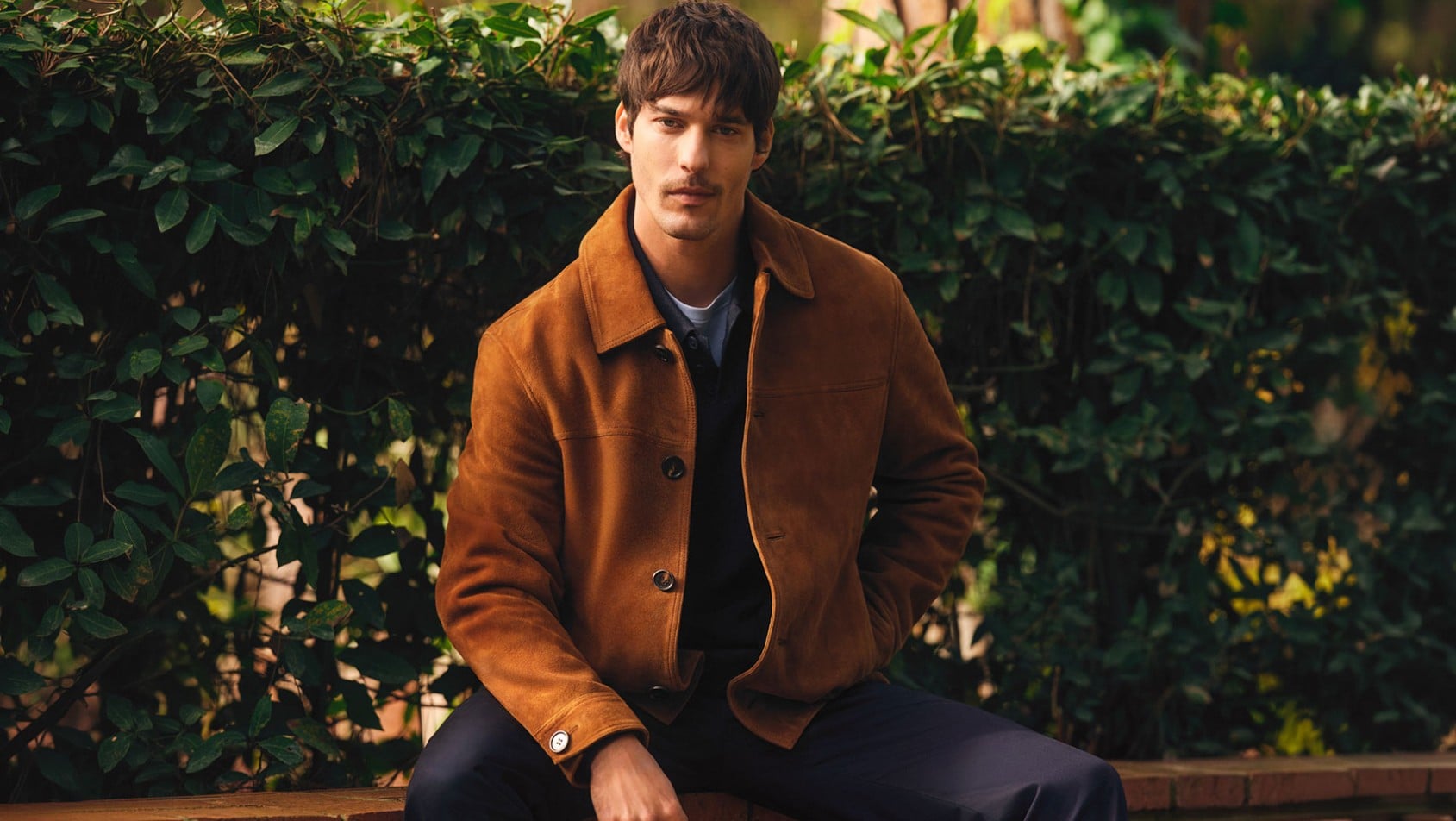 Brązowa kurtka skórzana OCHNIK – casualowa elegancja