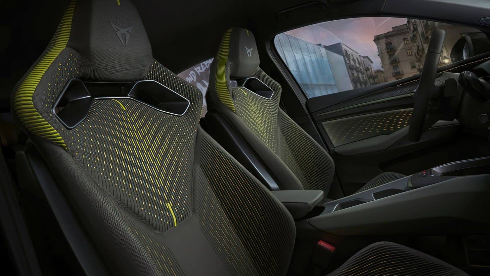 Cupra Raval wnętrze