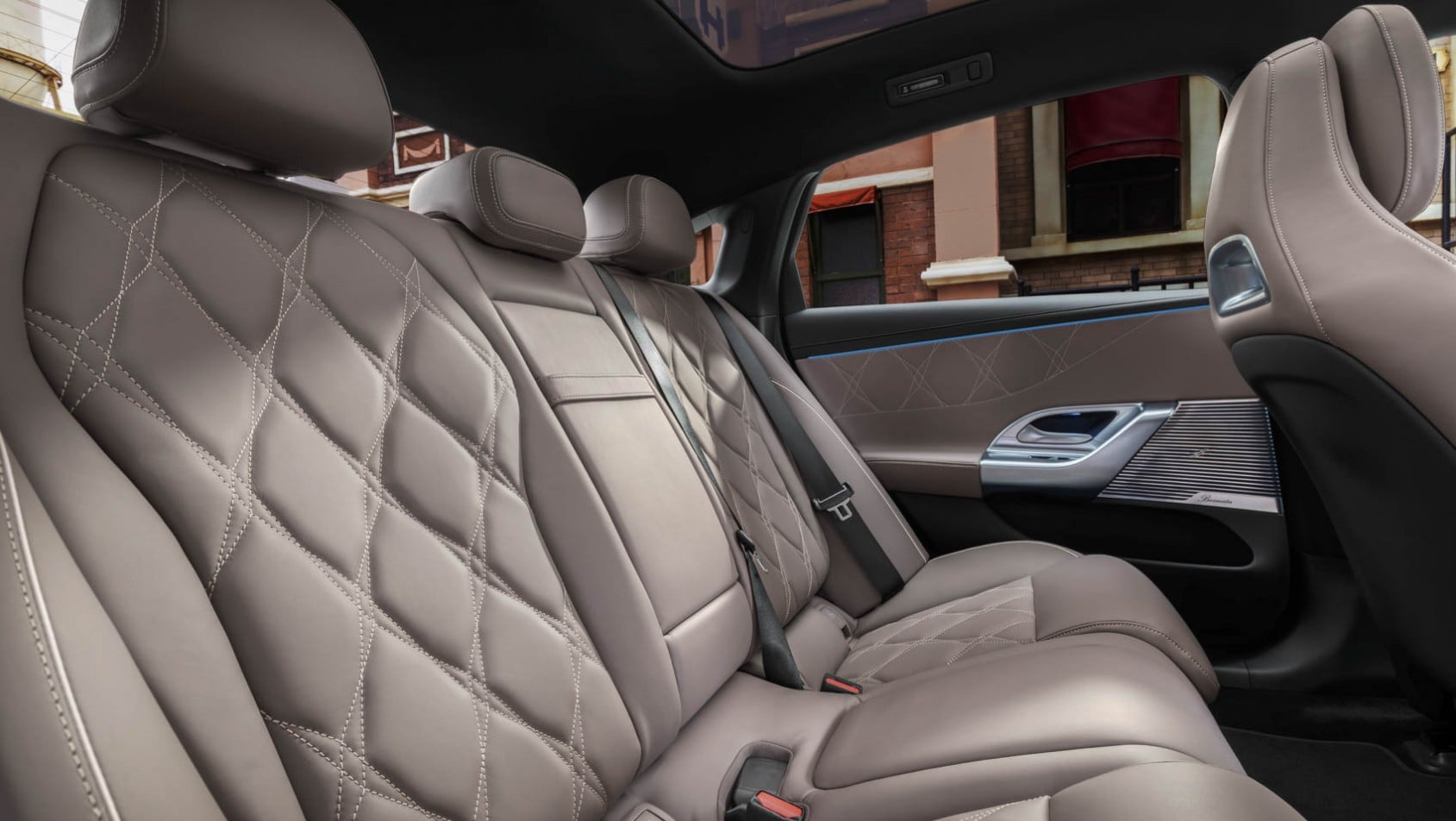 2026 Mercedes-Benz klasa C kabina