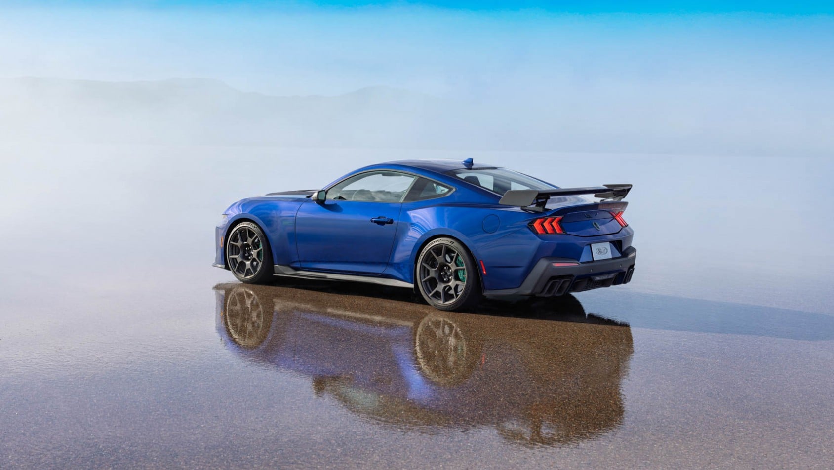 Ford Mustang Dark Horse SC moc