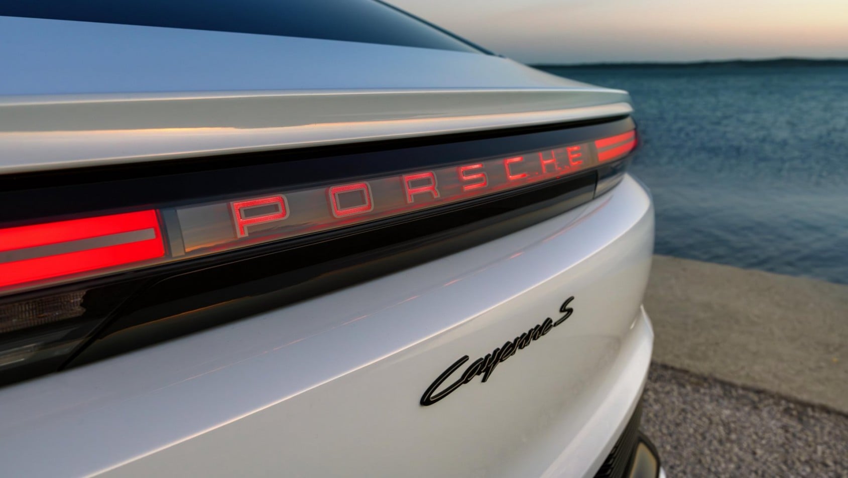 Porsche Cayenne Coupé Electric detal