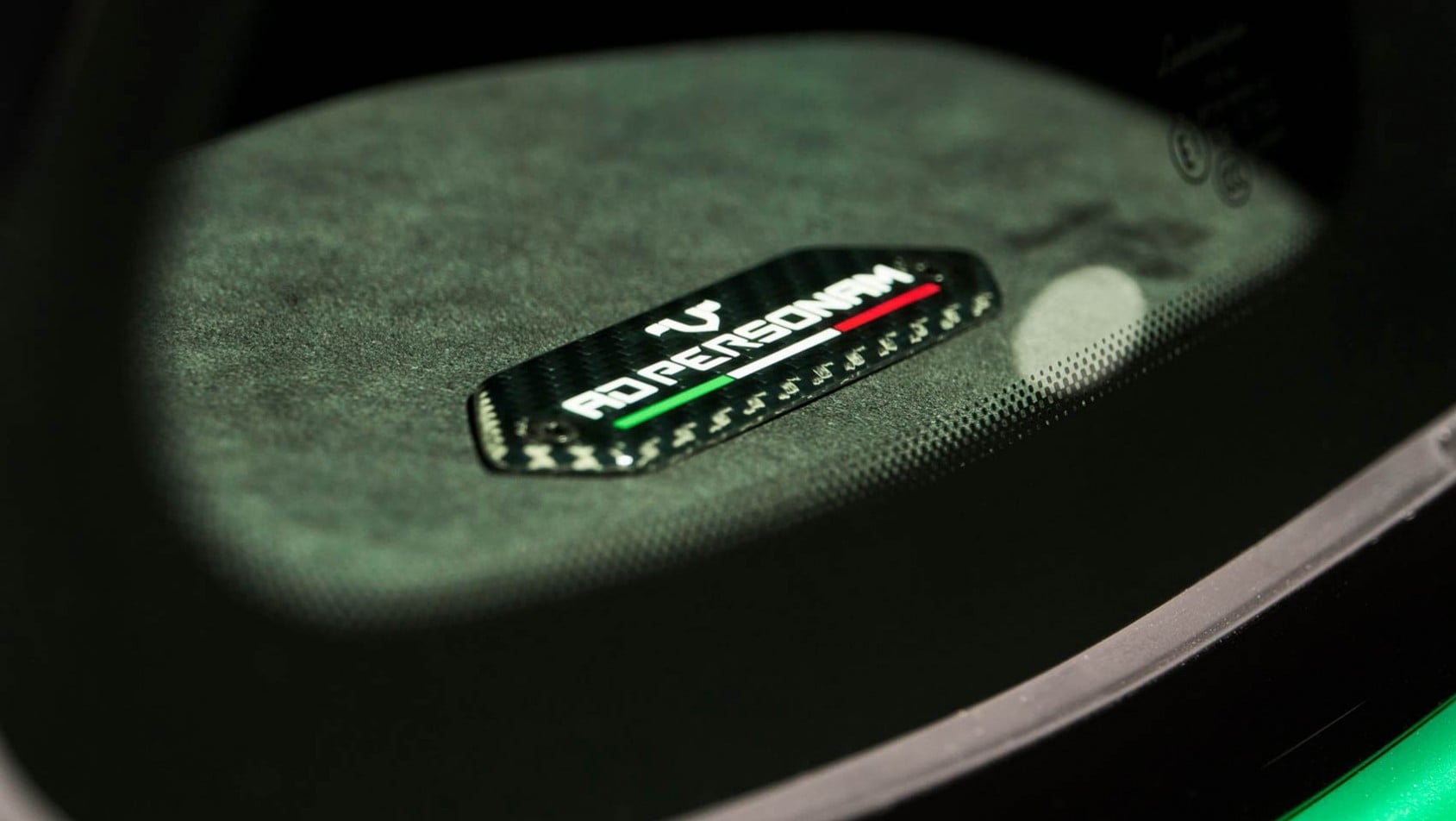 Lamborghini Urus SE Tuttonero ad personam