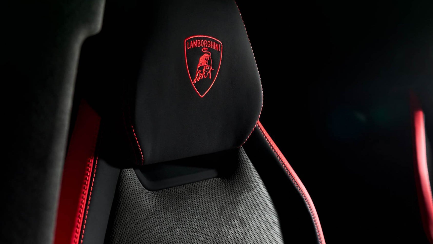 Lamborghini Urus SE Tuttonero tapicerka
