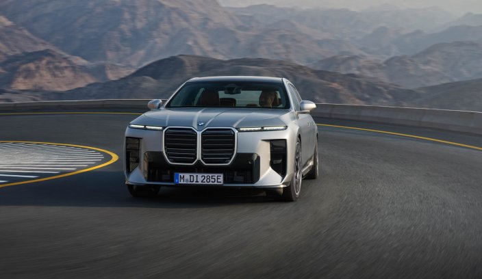 2026 BMW seria 7 lifting