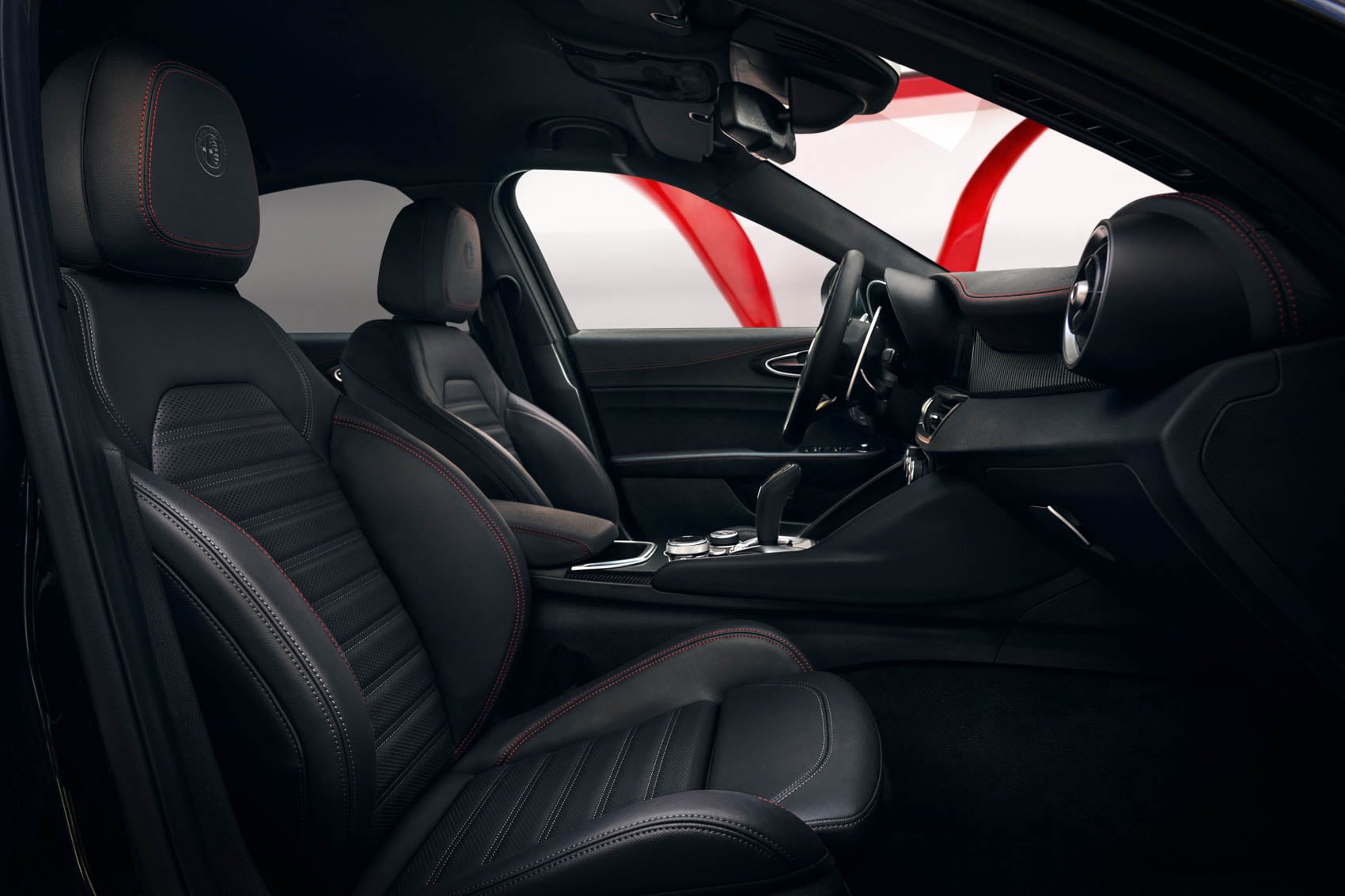 Alfa Romeo Giulia Performance wnętrze