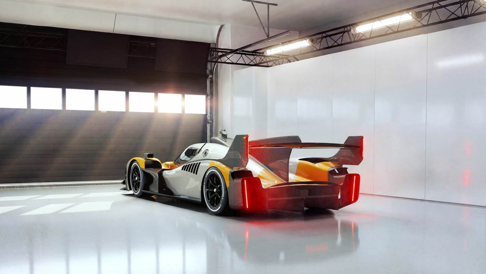 McLaren MCL-HY tył