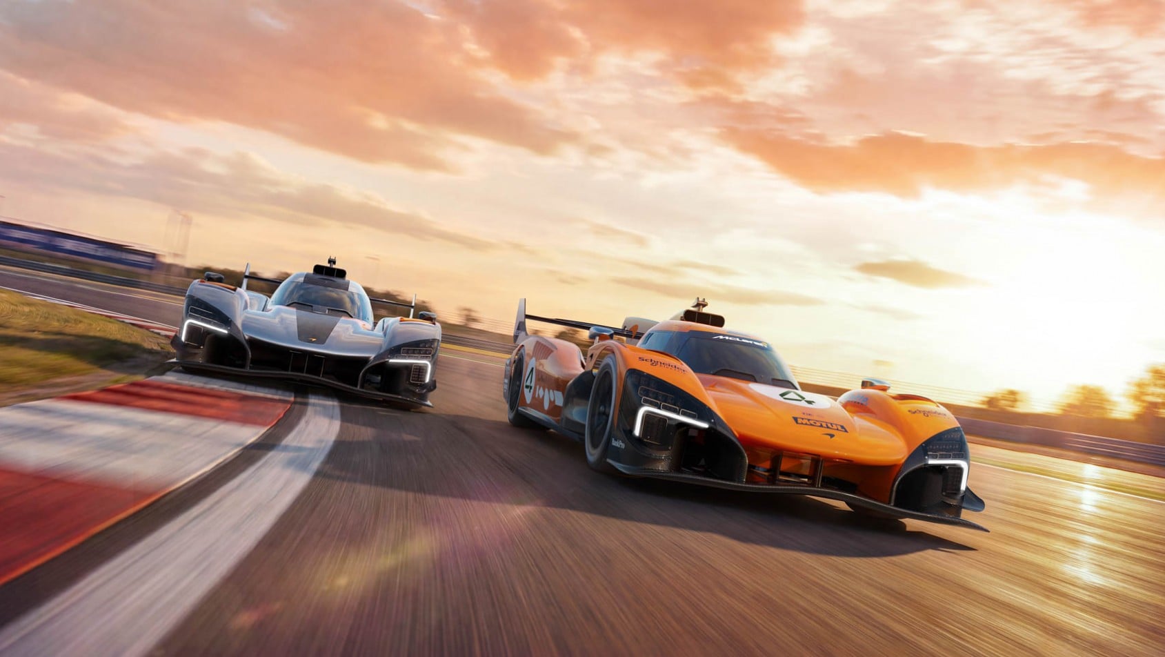 McLaren MCL-HY na torze