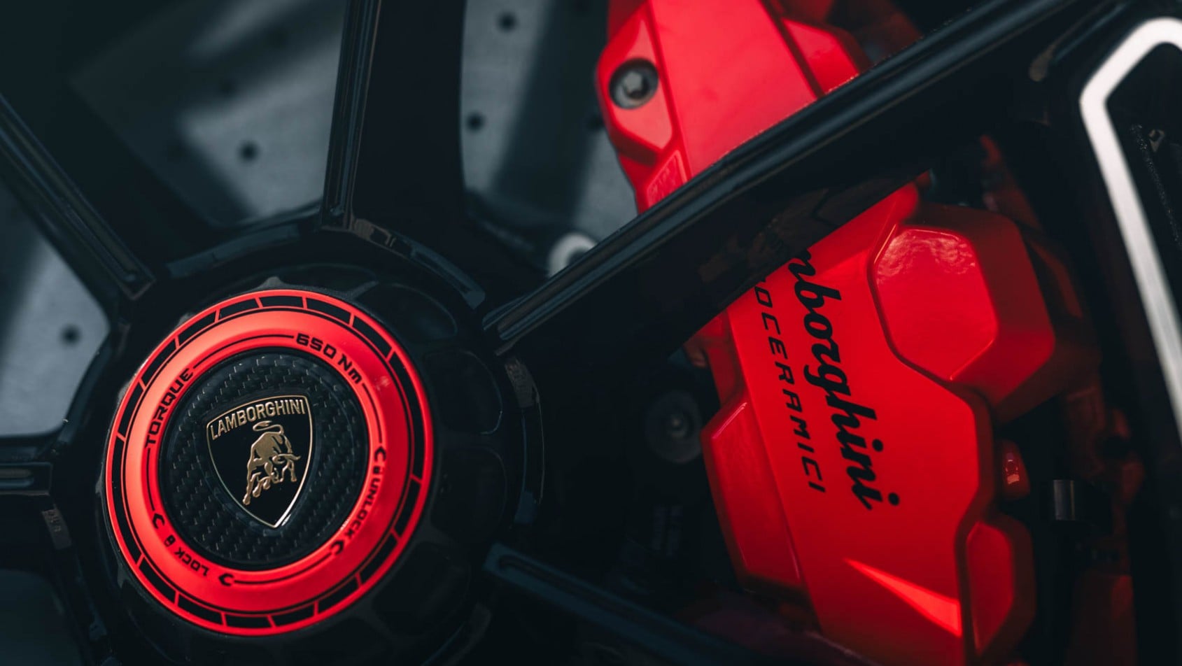 Lamborghini Fenomeno Roadster hamulce