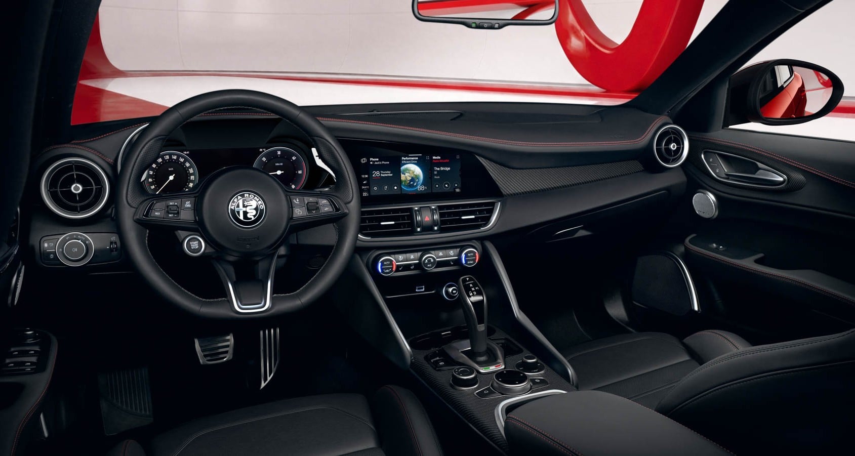 Alfa Romeo Giulia Performance kokpit